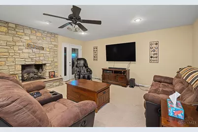 7229 W Hartford Court, West Chester, OH 45069 - Photo 13