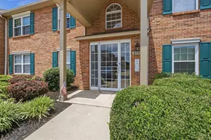 8753 Carrousel Park Cir, Colerain Township, OH 45251 - Photo 5