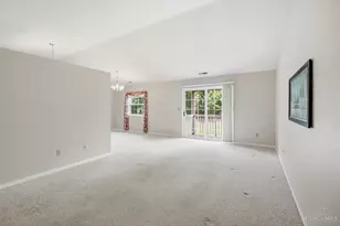 8753 Carrousel Park Cir, Colerain Township, OH 45251 - Photo 11