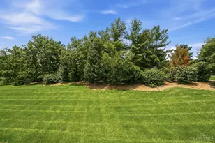 8753 Carrousel Park Cir, Colerain Township, OH 45251 - Photo 49