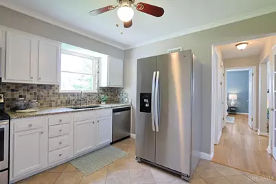 4564 Ellman Avenue, Blue Ash, OH 45242 - Photo 15