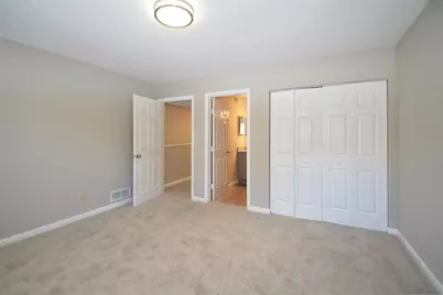 10555 Montgomery Road #62, Montgomery, OH 45242 - Photo 9
