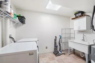 5878 Stonebridge Circle, Milford, OH 45150 - Photo 33