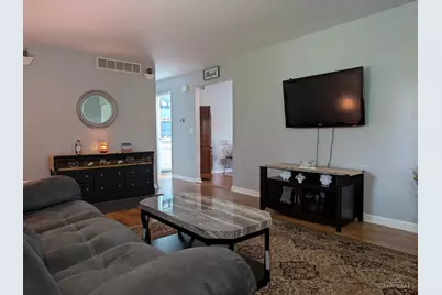 102 Appian Way, Chester Township, OH 45177 - Photo 5