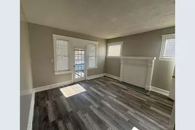 3671 Vine Street #2, Cincinnati, OH 45220 - Photo 3