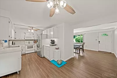 7353 Elkwood Drive, West Chester, OH 45069 - Photo 9