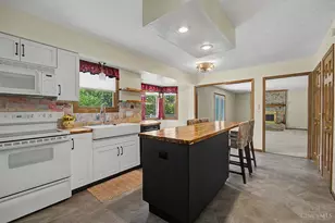8295 Beckett Station Dr, West Chester, OH 45069 - Photo 17