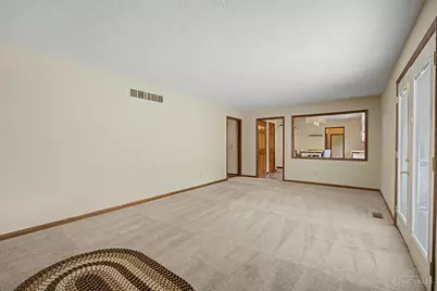8295 Beckett Station Drive, West Chester, OH 45069 - Photo 11