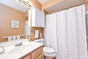 7200 Fieldstone Ct, Sharonville, OH 45241 - Photo 21
