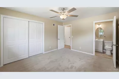 8844 Mockingbird Lane, Springfield Township, OH 45231 - Photo 15