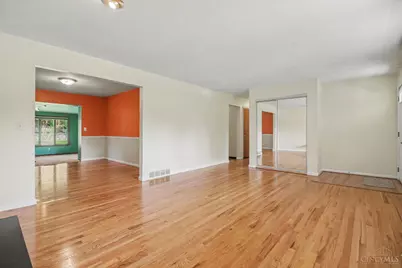 3281 Bellacre Court, Green Township, OH 45248 - Photo 9