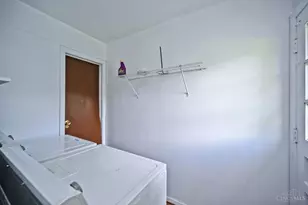 821 W Galbraith Rd, Springfield Township, OH 45231 - Photo 15