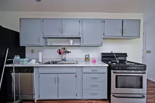 821 W Galbraith Rd, Springfield Township, OH 45231 - Photo 9