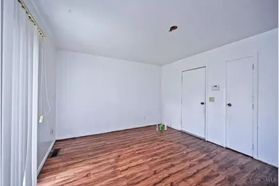 821 W Galbraith Road, Springfield Township, OH 45231 - Photo 11