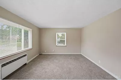 2370 Losantiville Avenue, Golf Manor, OH 45237 - Photo 17