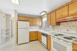 818 Rosetree Ln, Anderson Township, OH 45230 - Photo 7
