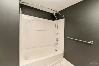 15 W Fourth Street #103, Cincinnati, OH 45202 - Photo 37