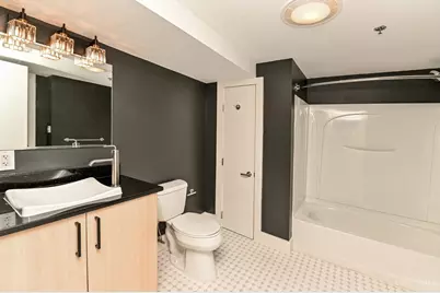 15 W Fourth Street #103, Cincinnati, OH 45202 - Photo 35