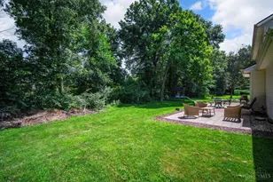 806 Canute Ct, Hamilton Township, OH 45039 - Photo 13
