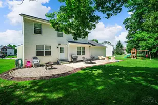 806 Canute Ct, Hamilton Township, OH 45039 - Photo 11