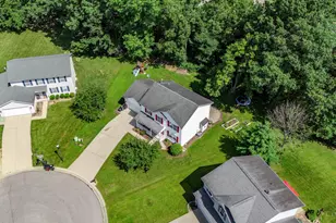 806 Canute Ct, Hamilton Township, OH 45039 - Photo 3