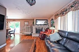 137 Bayham Dr, Green Hills, OH 45218 - Photo 7