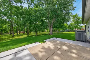 2491 Windsor Village Dr, Miamisburg, OH 45342 - Photo 29