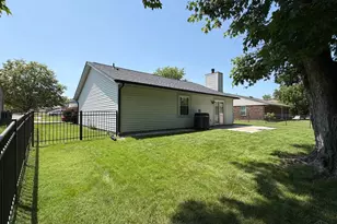 2491 Windsor Village Dr, Miamisburg, OH 45342 - Photo 33