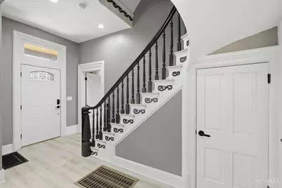 4607 Erie Avenue, Cincinnati, OH 45227 - Photo 7