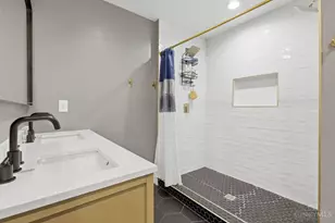 4607 Erie Ave, Cincinnati, OH 45227 - Photo 35