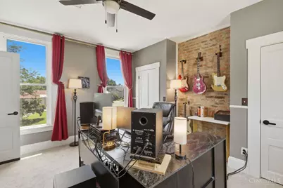 4607 Erie Avenue, Cincinnati, OH 45227 - Photo 23