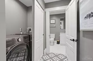 4607 Erie Ave, Cincinnati, OH 45227 - Photo 27