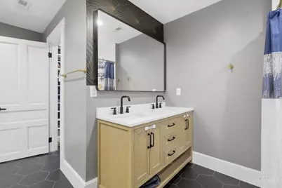 4607 Erie Avenue, Cincinnati, OH 45227 - Photo 37