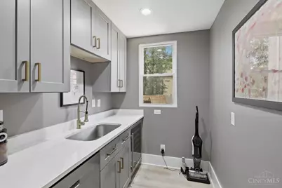 4607 Erie Avenue, Cincinnati, OH 45227 - Photo 17