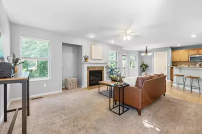 224 Wyndham Drive, Hamilton Township, OH 45039 - Photo 9