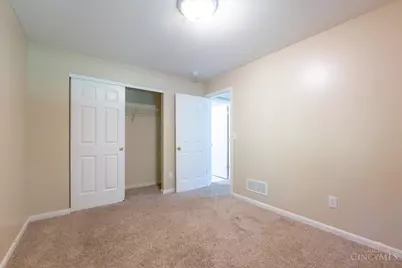 224 Wyndham Drive, Hamilton Township, OH 45039 - Photo 29