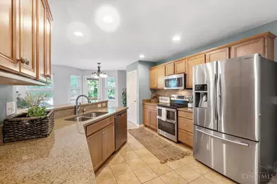 224 Wyndham Drive, Hamilton Township, OH 45039 - Photo 3