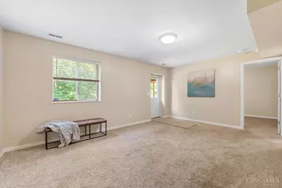 224 Wyndham Drive, Hamilton Township, OH 45039 - Photo 25