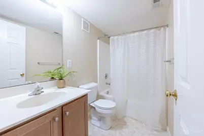 224 Wyndham Drive, Hamilton Township, OH 45039 - Photo 27