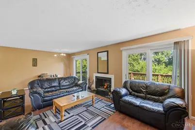 26 Twin Lakes Drive, Fairfield, OH 45014 - Photo 5