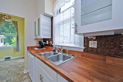 156 Parkway Avenue, Cincinnati, OH 45216 - Photo 17