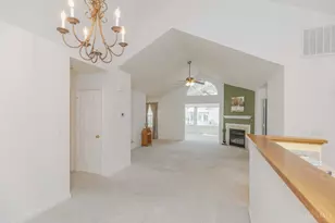 401 St Andrews Cir, Miami Township, OH 45150 - Photo 19