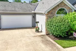 401 St Andrews Cir, Miami Township, OH 45150 - Photo 5
