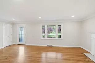 10250 Kerrianna Dr, Montgomery, OH 45242 - Photo 11