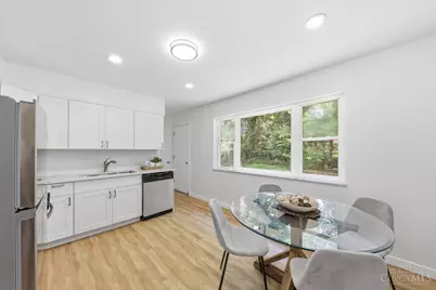 519 Norway Avenue, Cincinnati, OH 45229 - Photo 9
