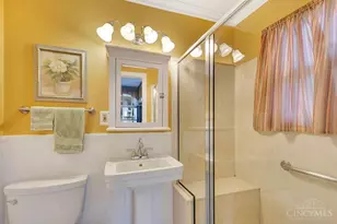 7431 Werner Ave, Cincinnati, OH 45231 - Photo 17