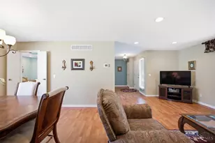 2 Boxwood Ct, Springdale, OH 45246 - Photo 9