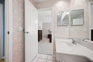 2 Boxwood Ct, Springdale, OH 45246 - Photo 29