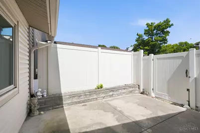 2 Boxwood Court, Cincinnati, OH 45246 - Photo 37