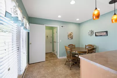 2 Boxwood Court, Cincinnati, OH 45246 - Photo 15